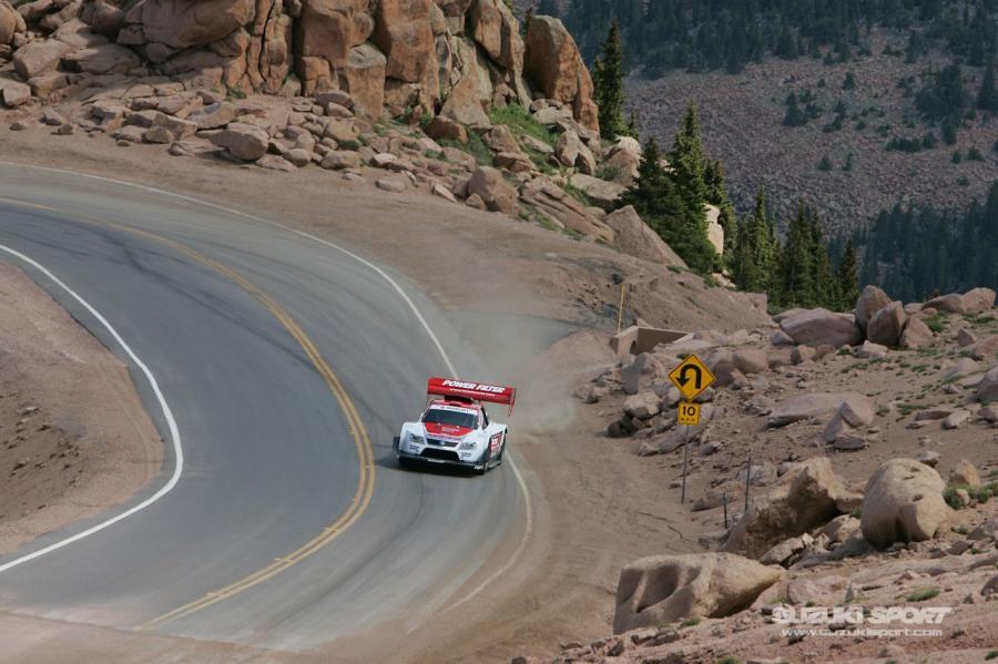  Suzuki Grand Vitara Pikes Peak 2007 года  (фото 8 из 13)